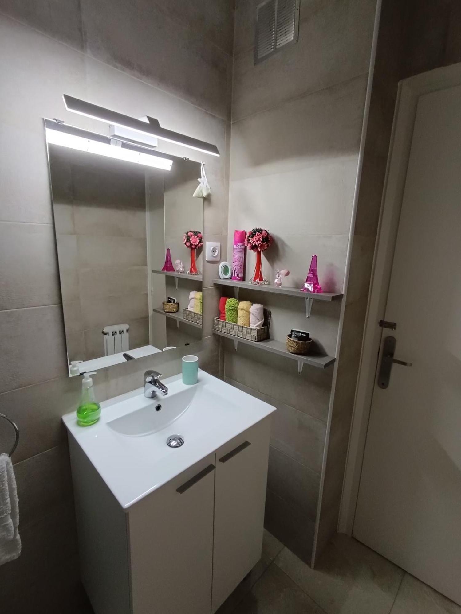 Apartamento Confort I La Seu d'Urgell Exterior photo