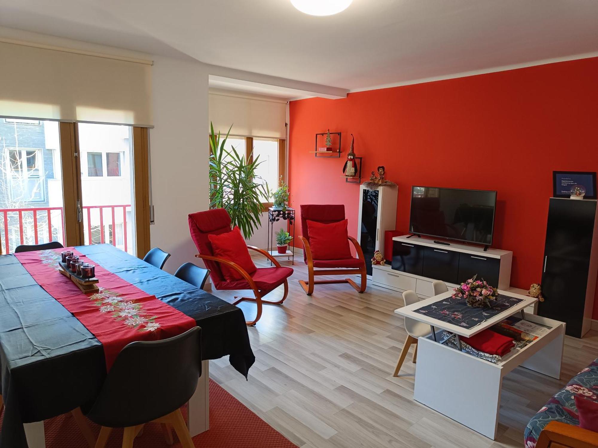 Apartamento Confort I La Seu d'Urgell Exterior photo