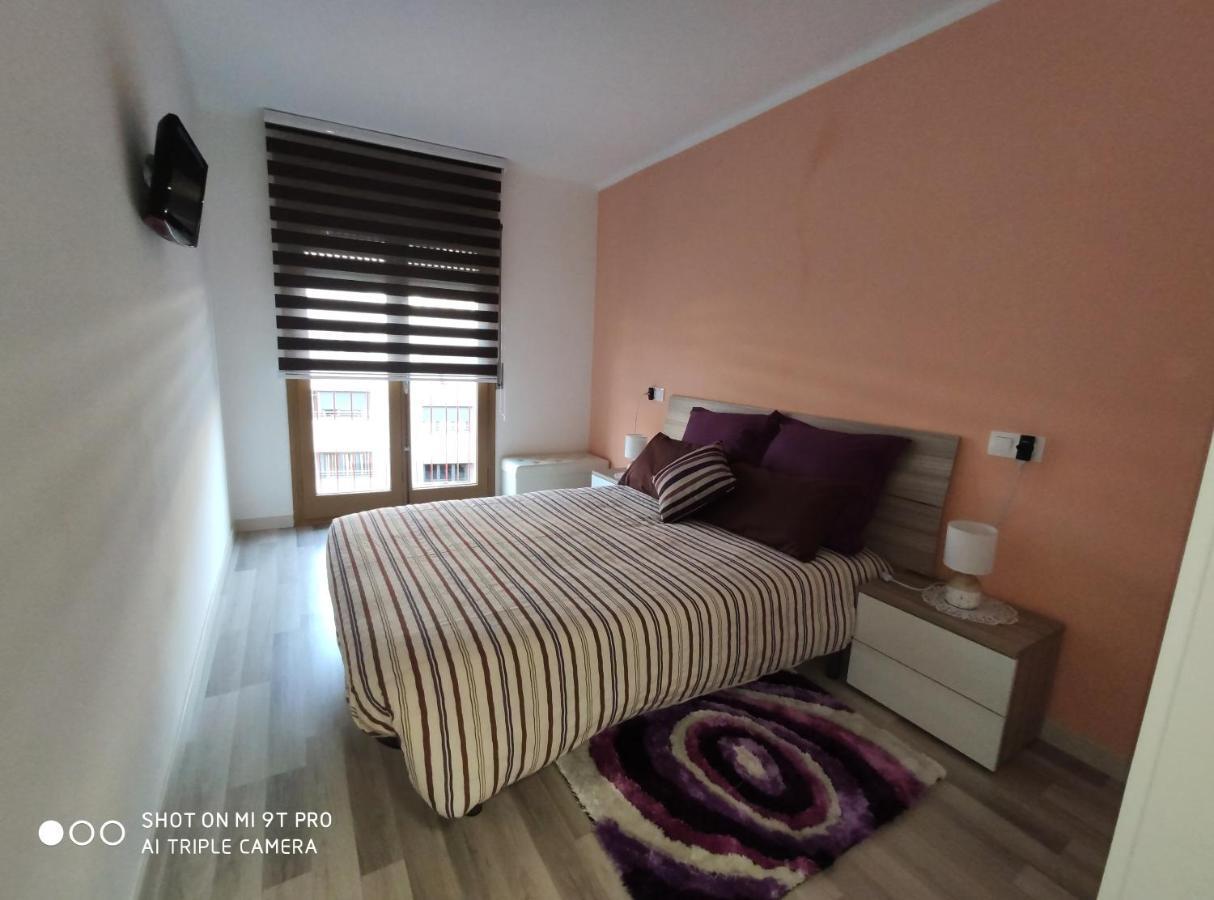 Apartamento Confort I La Seu d'Urgell Exterior photo