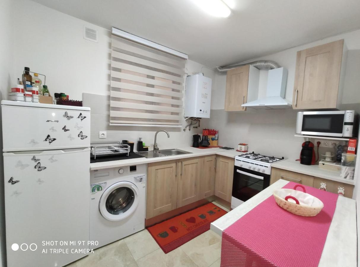 Apartamento Confort I La Seu d'Urgell Exterior photo